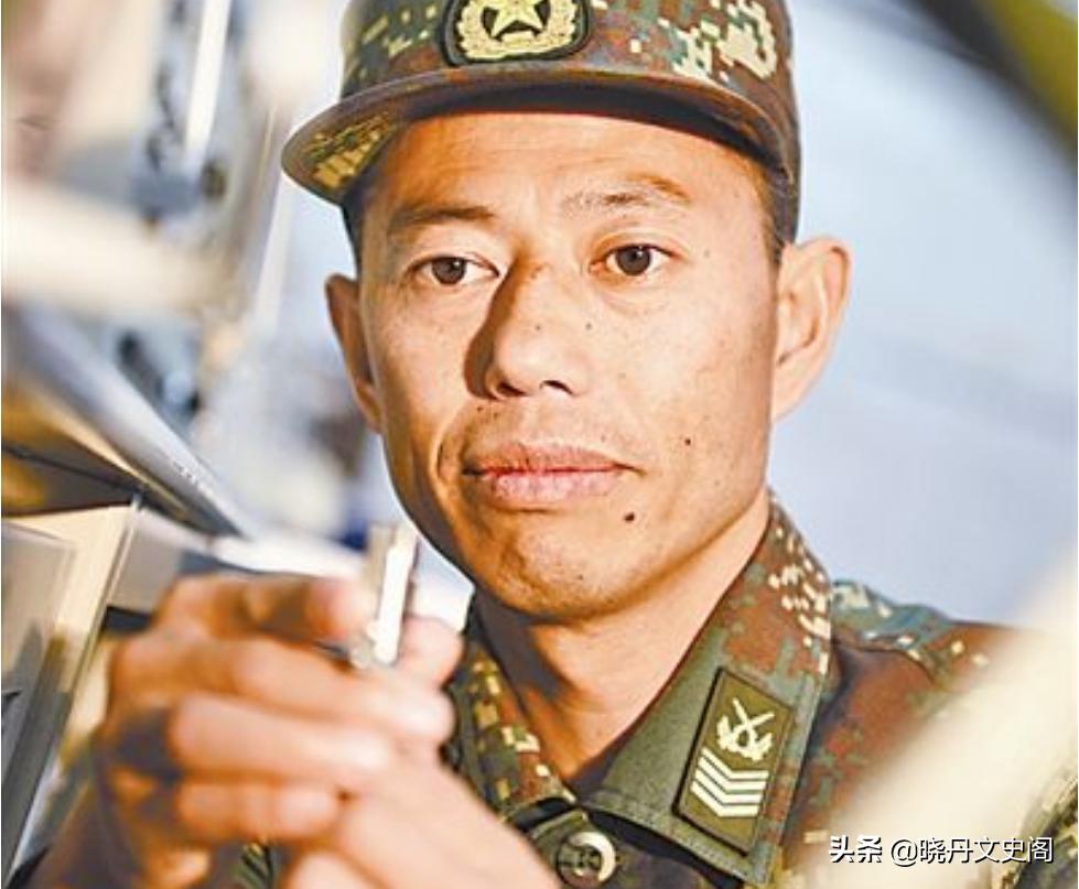 “兵王”王忠心:妻子“笑话”只长胡子不长职位,退役后过得如何