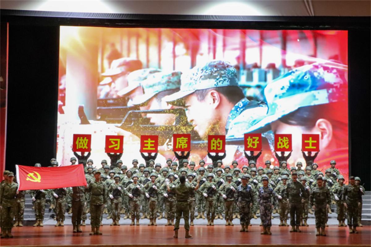 军歌嘹亮唱响校园,国防科大军歌嘹亮