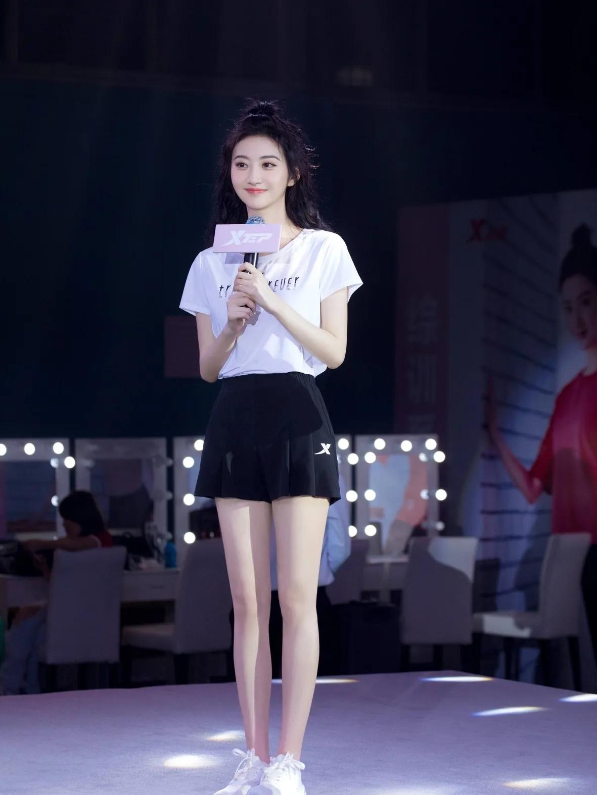 张继科和景甜图片大全,景甜迷倒男人的魅力