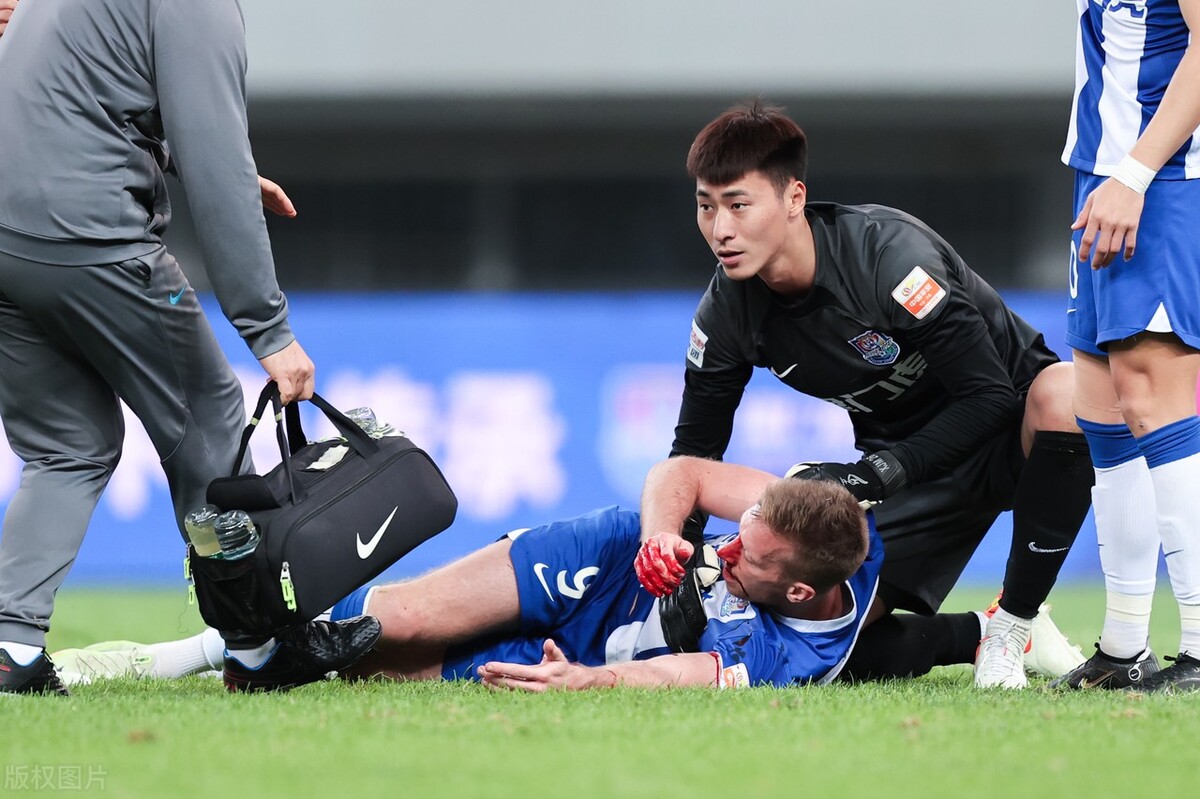 中超津门虎3-2逆转青岛保持不败,中超天津津门虎3-3山东泰山集锦