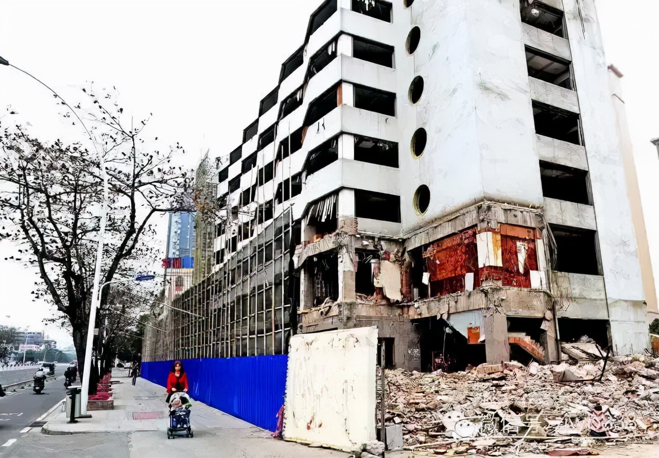 张同学电饭锅做饭视频,张同学用的电饭煲