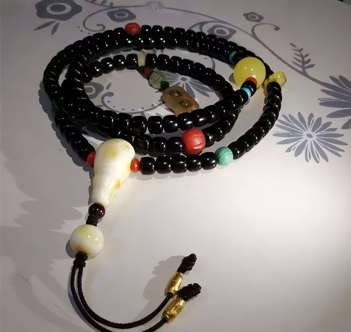 最适合懒人的文玩核桃,哪个文玩手串适合懒人