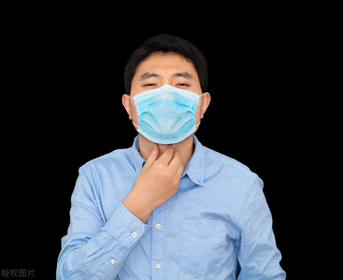 江苏46岁男子阳康后咳黑痰，去医院检查后，医生让其回家休息