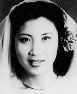 她19岁失去丈夫，却终身未嫁，至死不买日本货