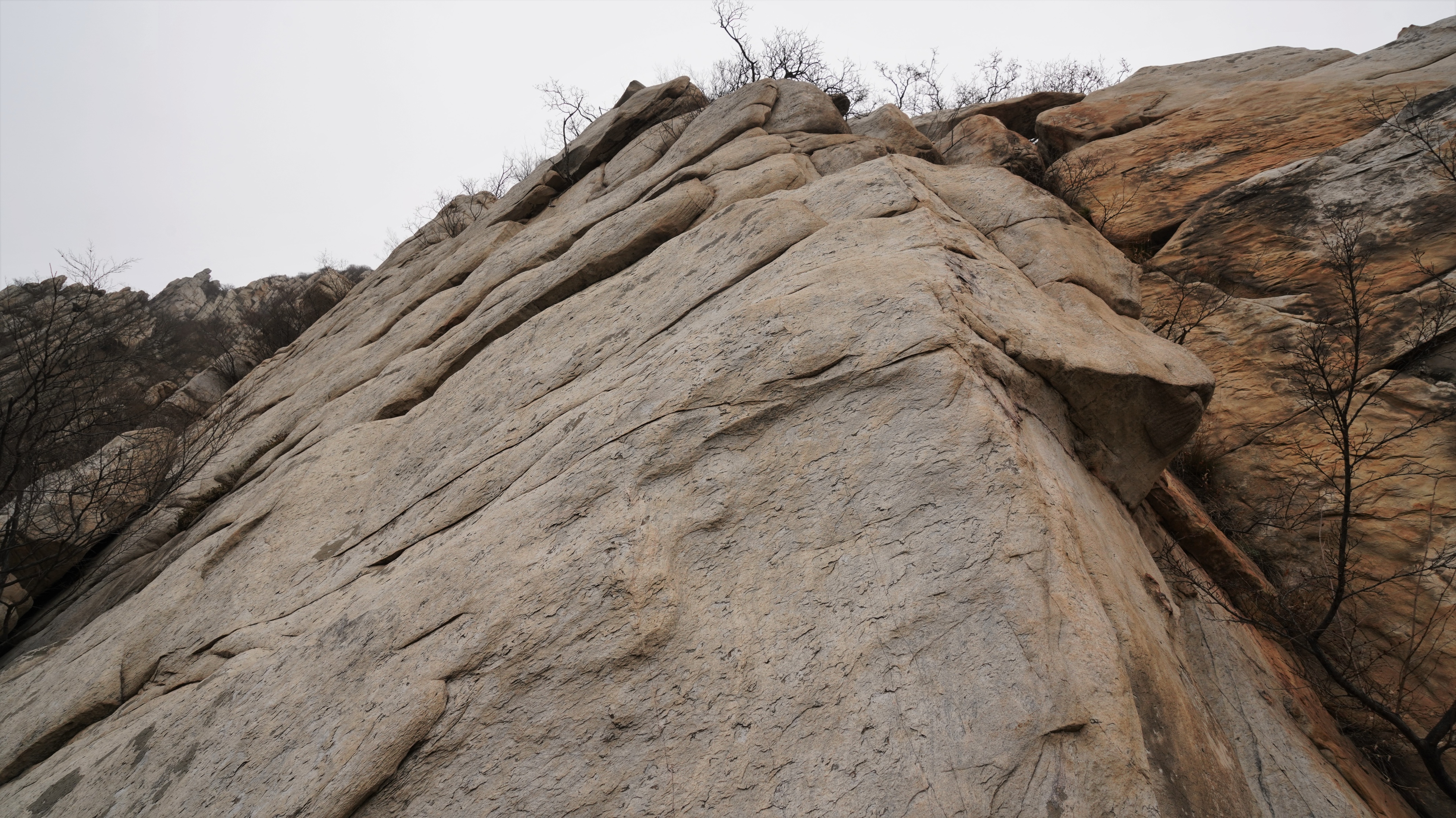 嵩山少林寺几级景区,中岳嵩山和少林寺是一个景区吗