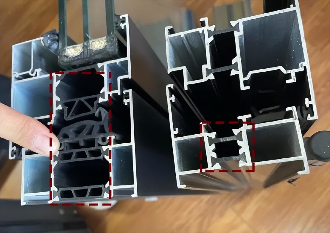 实拍断桥铝加工厂,断桥铝工厂现场实拍