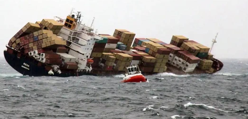 1963年，我国第一艘万吨巨轮赴日途中沉没，周总理：严查到底