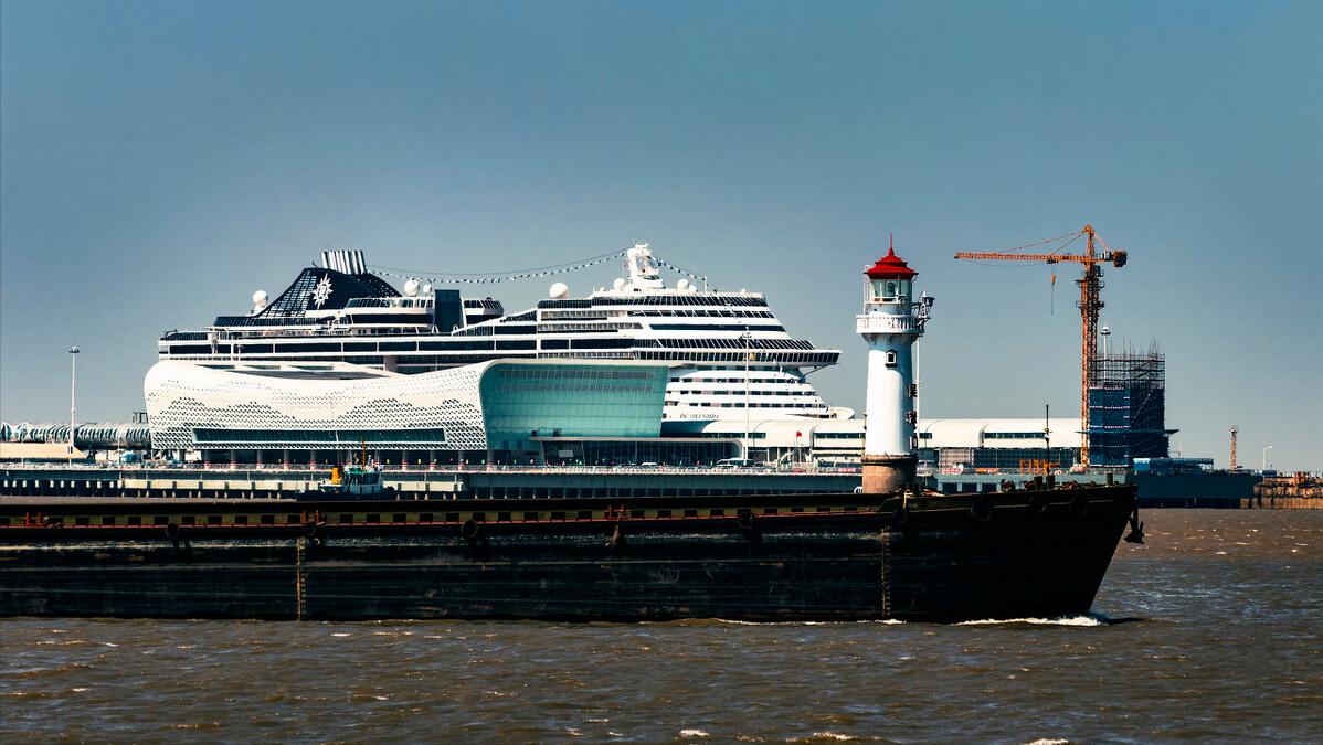 大船每天耗油量有多少？一天用掉一个加油站？名副其实的油老虎