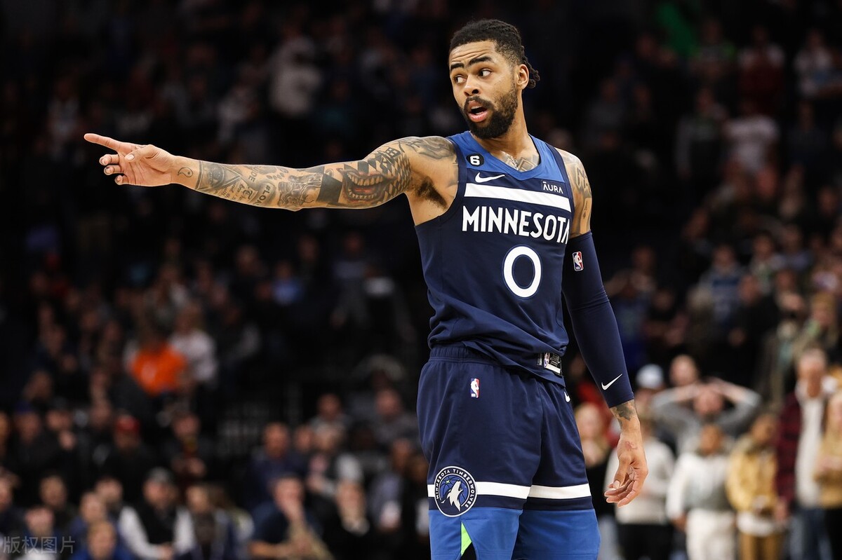 拉塞尔一打欧文就来劲,欧文单换拉塞尔