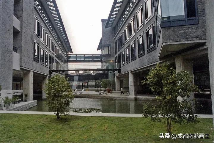 四川美术生报考山东工艺美术学院,四川美术生多少分能考上二本