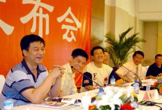 国足的水到底有多深？没人比本山大叔更清楚，一句话揭露内幕