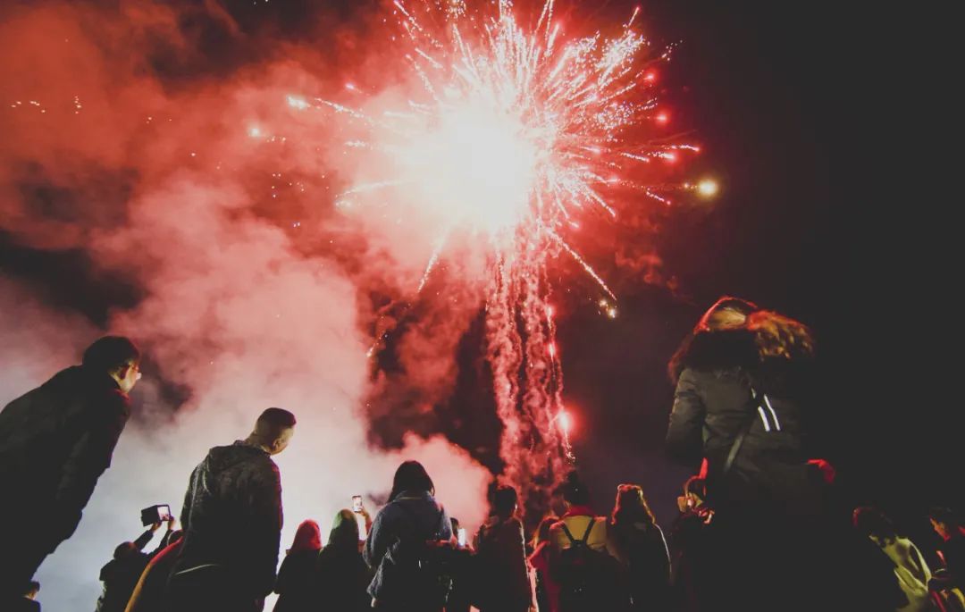 官方发声：让鞭炮声重新响起！必去的​14条春节长线，过个畅快新年