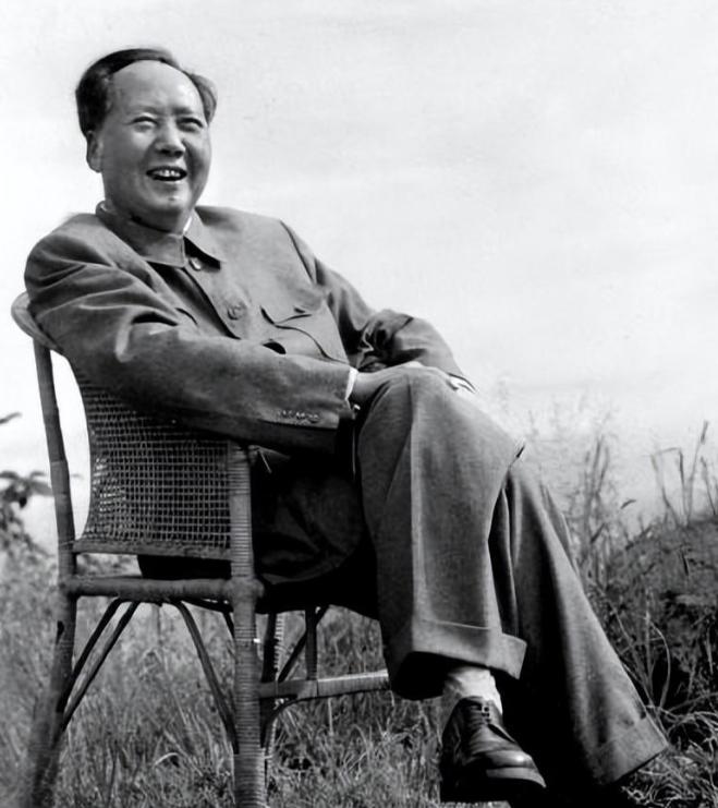 *德朱**怒批黄克诚：你这个政委不合格，黄克诚：老总讲清楚，哪不行