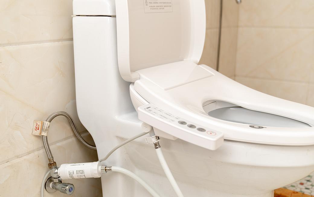 坐便器老是有响声怎么回事,坐便器下水管有响声怎么办