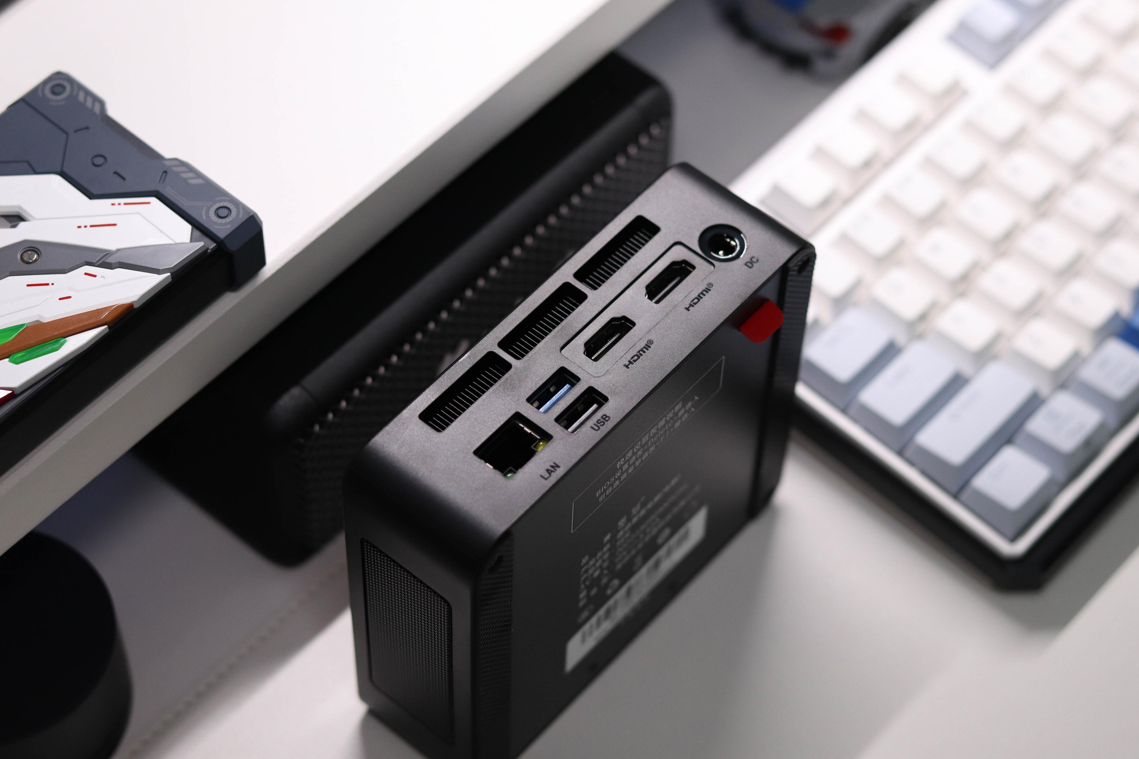 花荣耀笔记本一半价格，买了台处理器一样的迷你主机，体验如何？