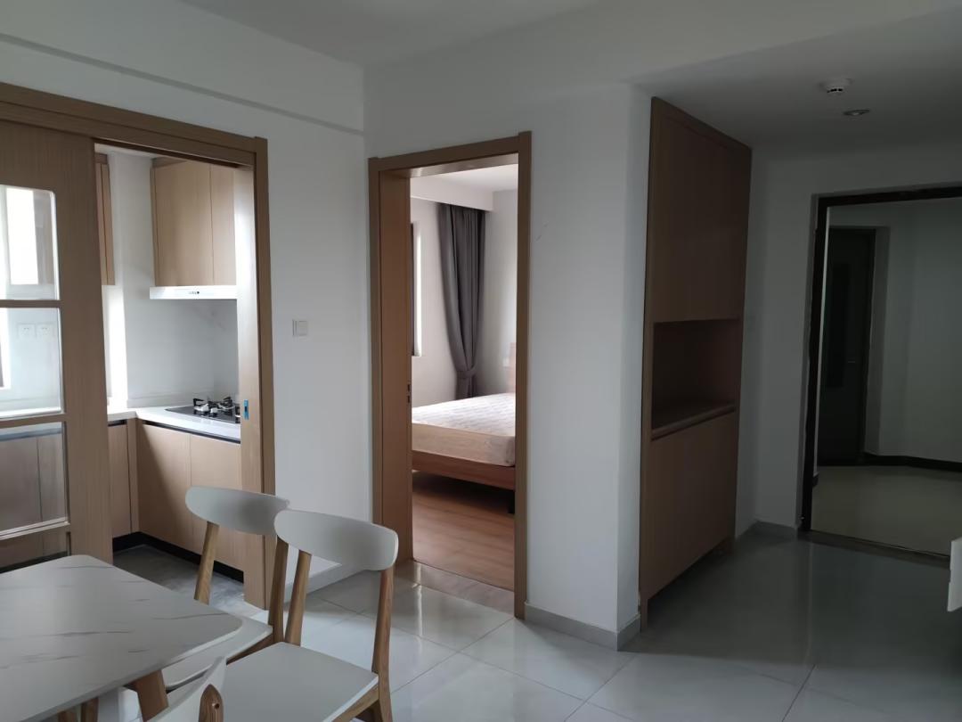 上周去看上海公租房，看完后悔了……