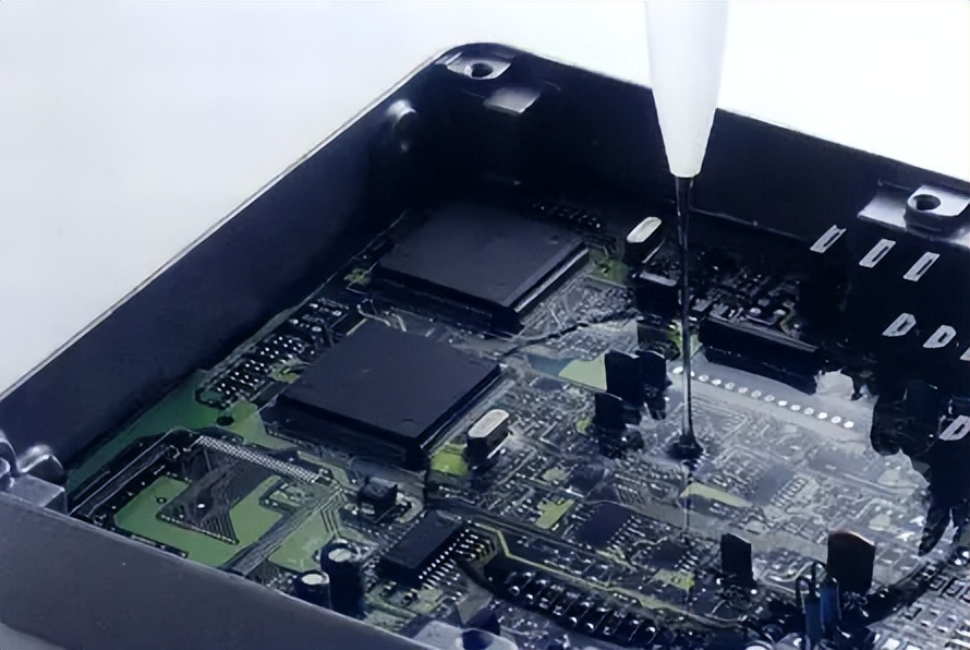 欲戴王冠必承其重出自哪里,欲戴王冠必承其重唯有奋进