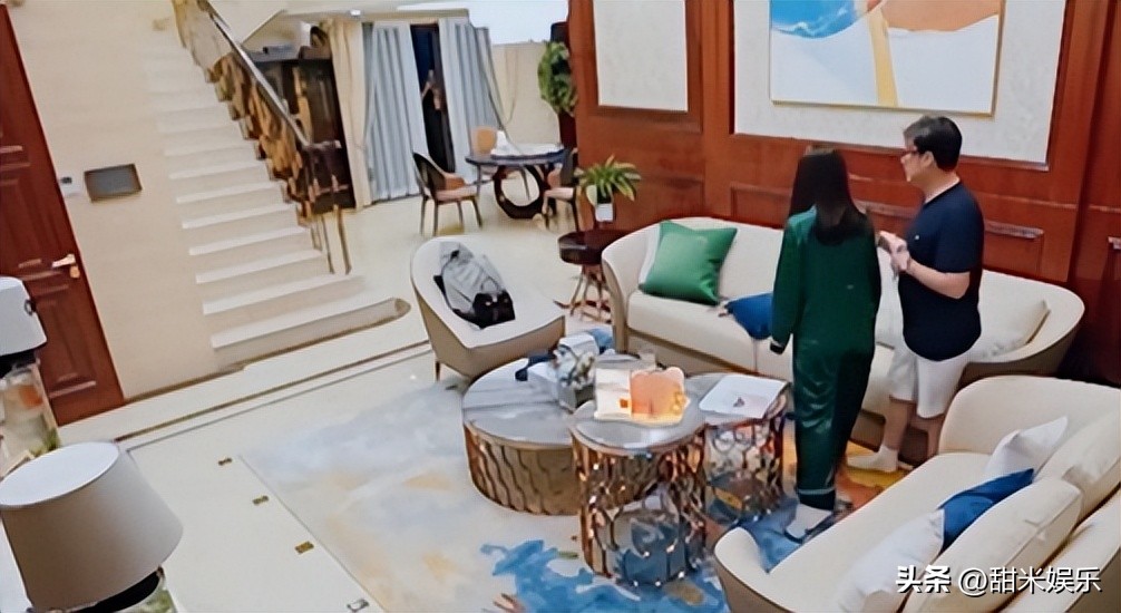 李湘大s豪宅曝光,土豪李湘一顿早餐竟吃上千块合集