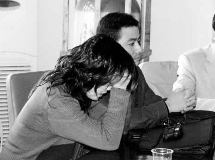 孩子被医院误诊十几年怎么处理,两家孩子被医院抱错五年的连续剧