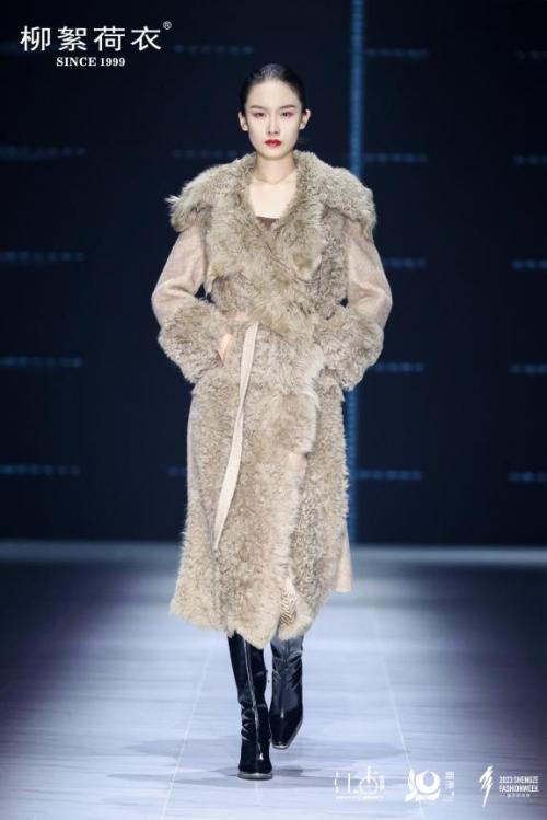 2023年新款时尚女装盐系气质,盛泽时尚女装