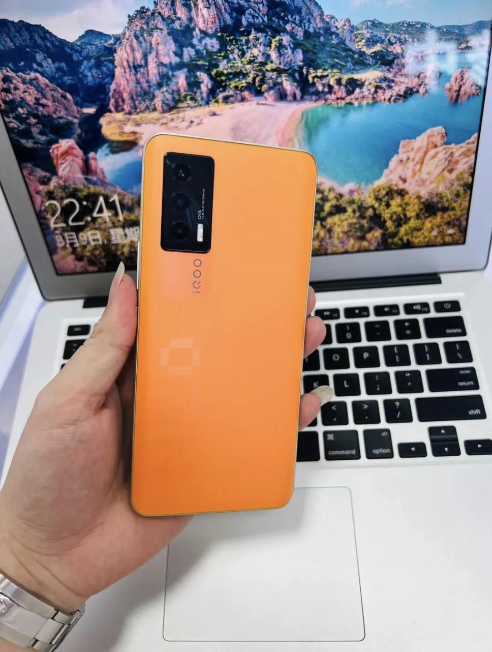 这四款高性价比手机别错过,推荐几款性能强劲性价比高的手机