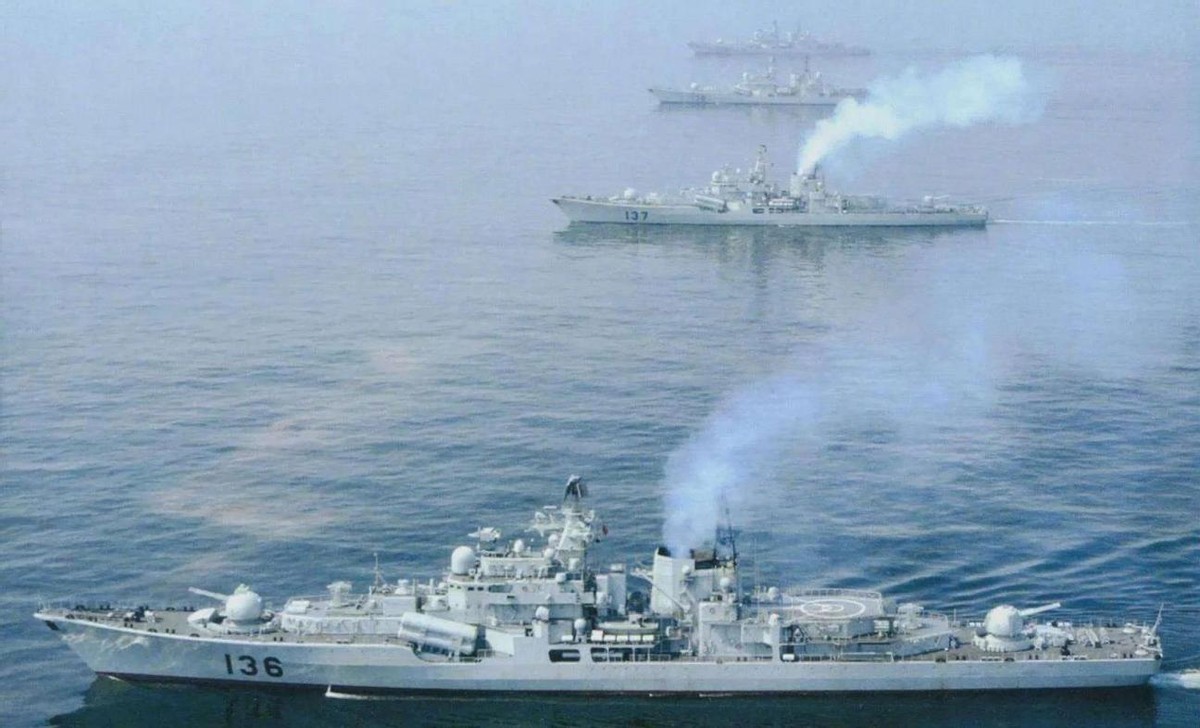 中国有多少052d驱逐舰出售,购买四艘现代级驱逐舰