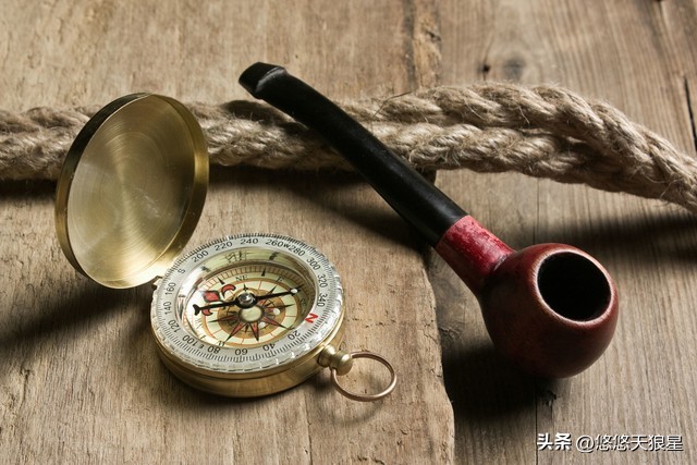 股市里面每个人都不容易,股市没那么复杂