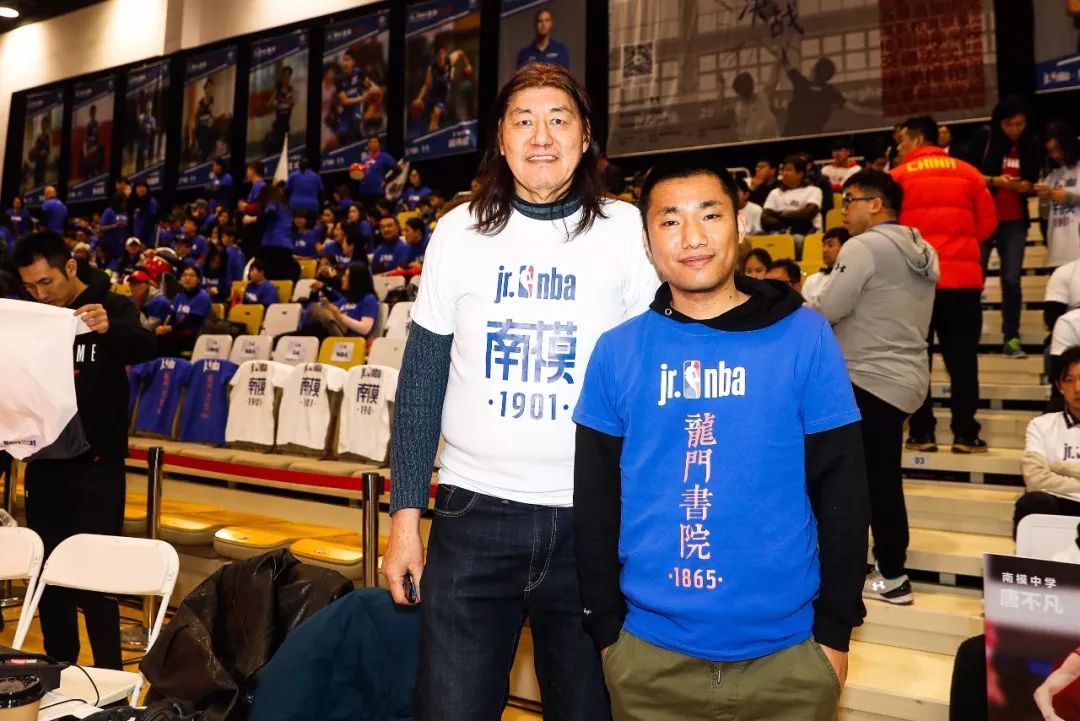 盘点cba历史十大中锋,cba总决赛姚明51分21篮板