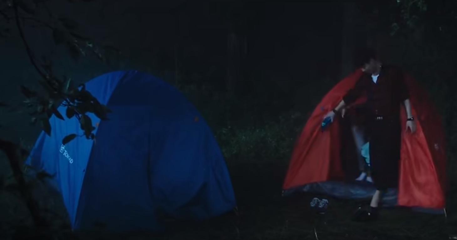 大学生夜闯寡妇村，惨遭迷晕，这国产神剧可真敢拍