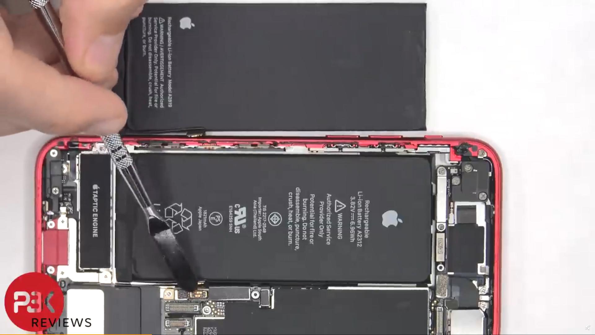 拆解iPhoneSE！电池加大200毫安，基带缩水，外媒只给打5.5分