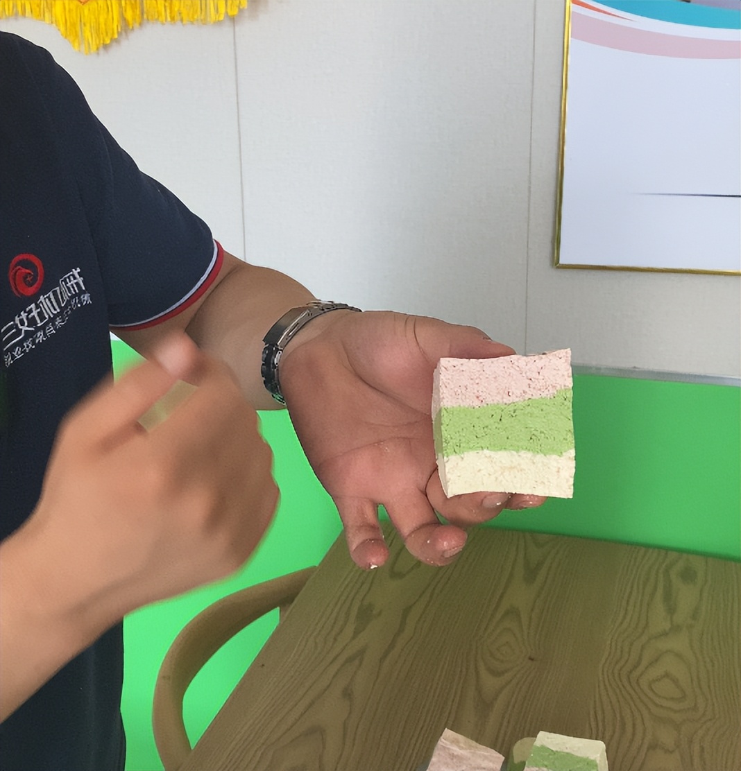 商超老铁用豆腐机试点三十家商超？