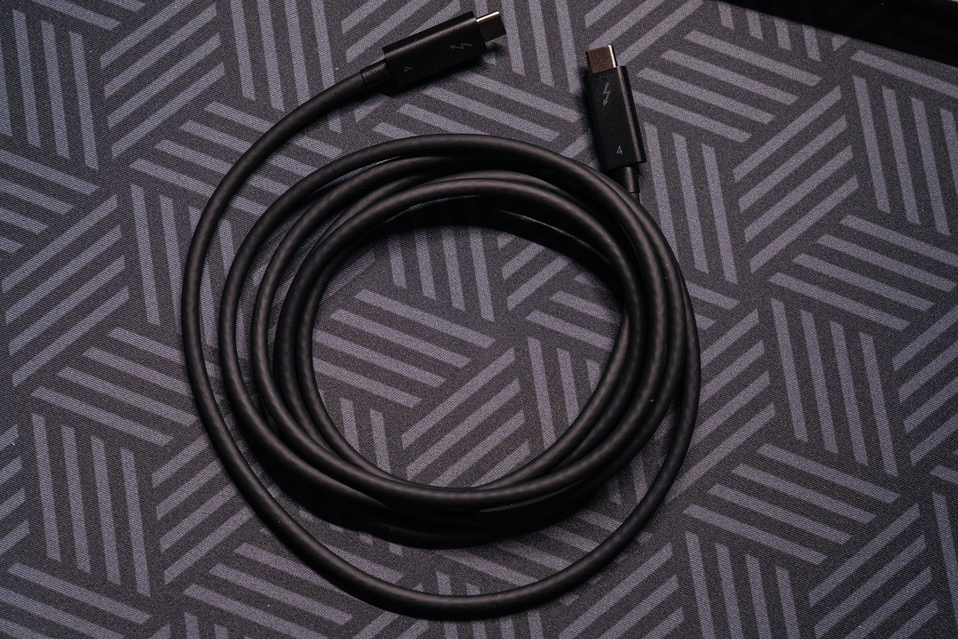 苹果用户应该买什么配件,贝尔金是苹果官方认证的配件品牌