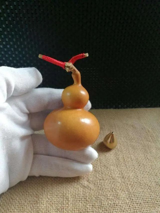 玩手捻葫芦,手捻葫芦多久包浆玉化