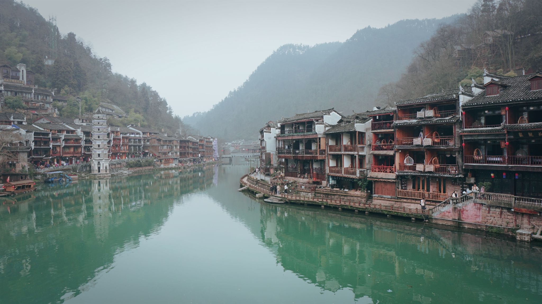 凤凰古城哪些景点需要门票免费,凤凰古城景点历史故事及传说