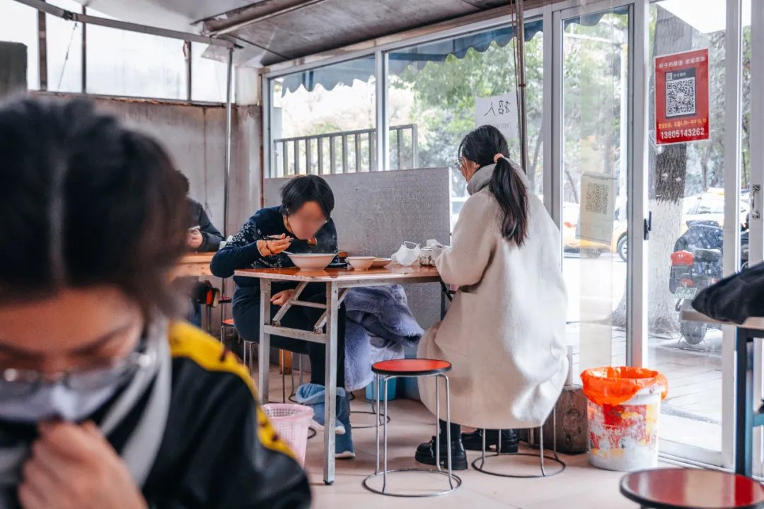 在鼓楼，我吃到了古早与潮流的“双拼”