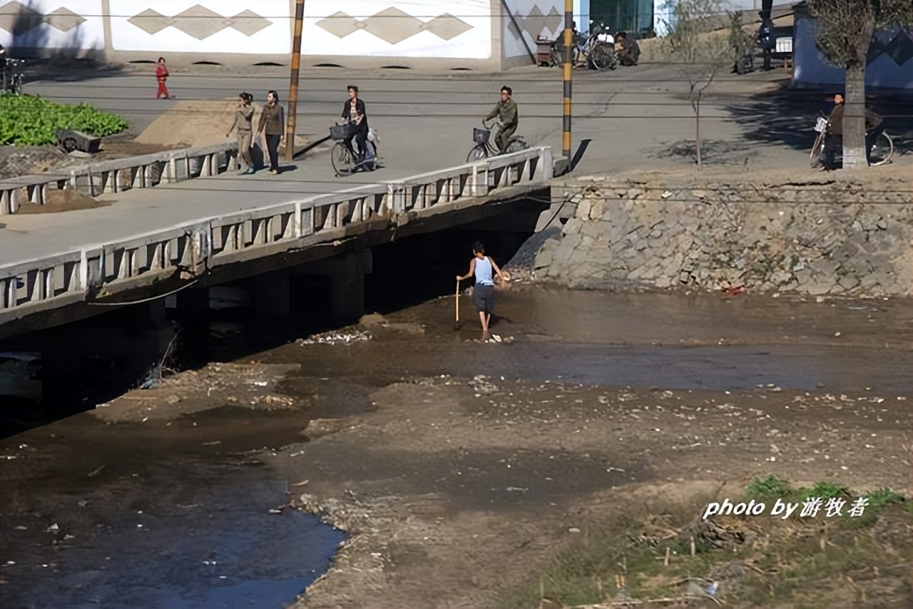 实拍朝鲜的村庄，朝鲜农民的生活怎么样？朝鲜城乡差别大不大？