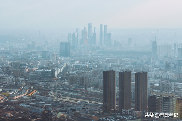 俄罗斯玩两个月需要多少人民币,俄罗斯是发达国家吗旅游攻略