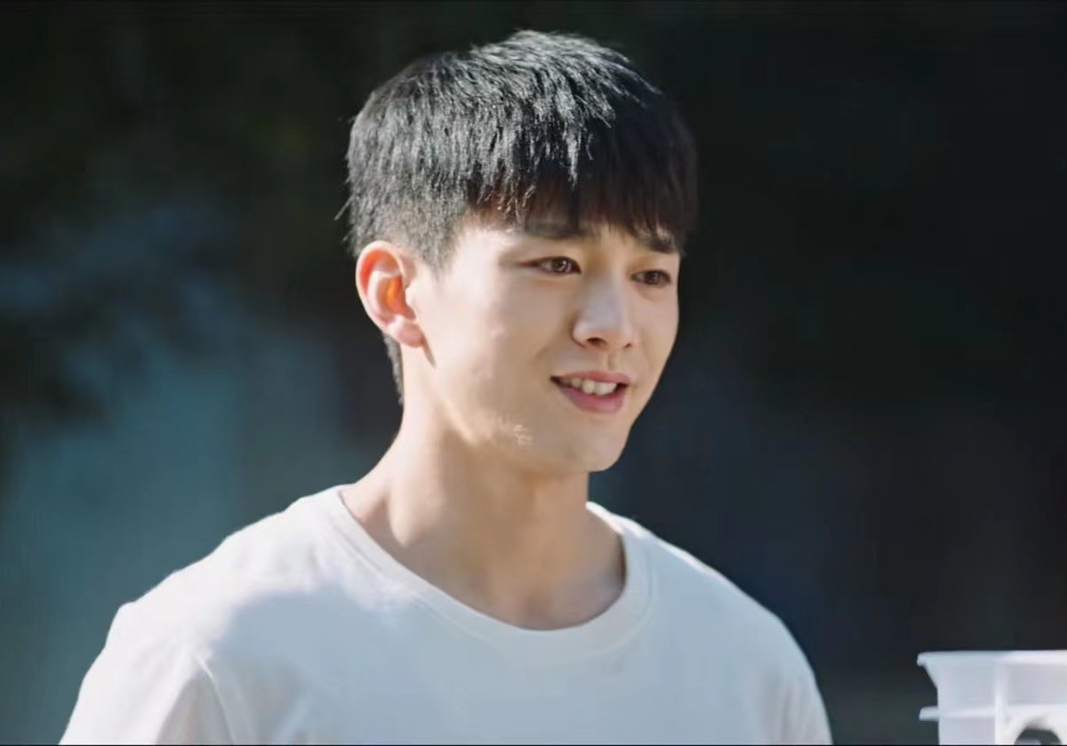 仅播6集，就拿下榜单第二，这部青春偶像剧凭什么这么猛？