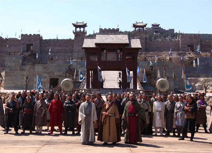 张艺谋点赞山东武校学生,被张艺谋夸的人