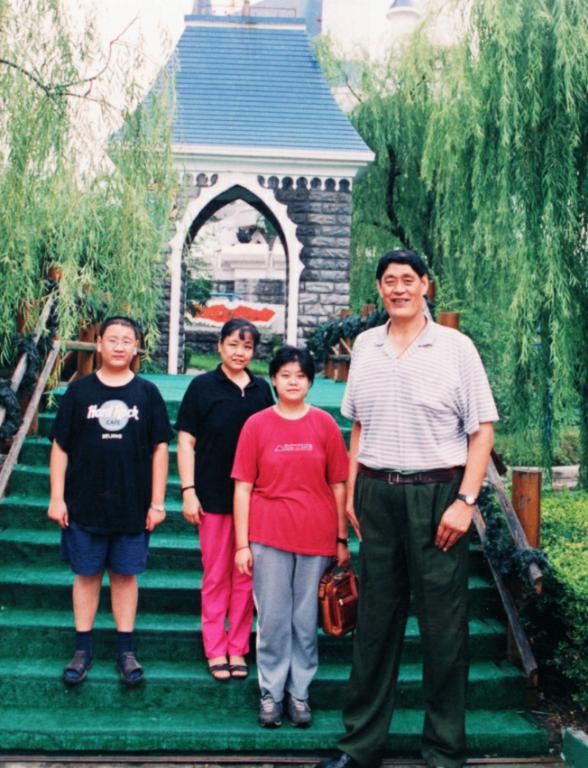 原篮球运动员穆铁柱现况,篮球名人穆铁柱身高是多少