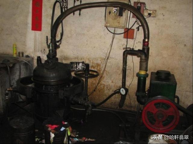 紫光灯鉴别不了的局部染色翡翠,染色假玉