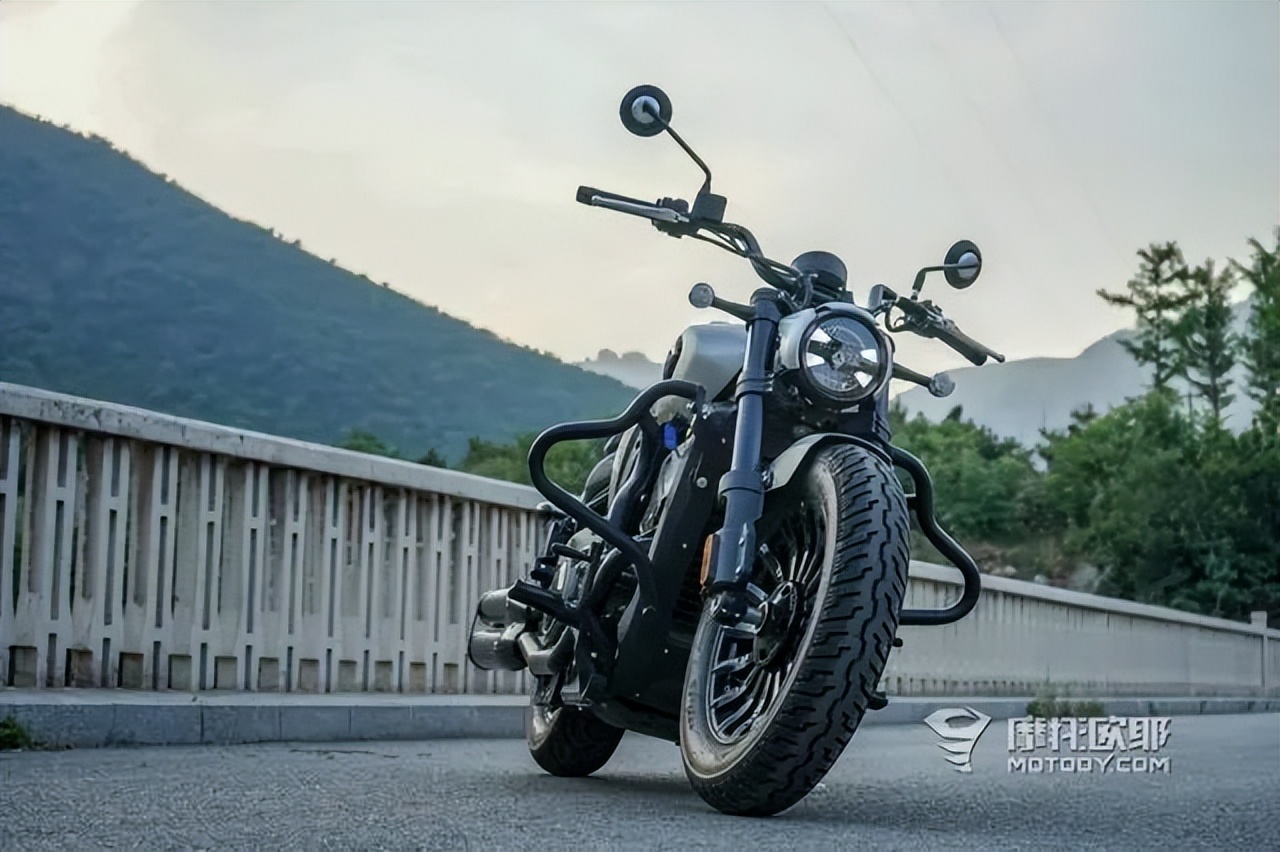 奔达黑旗500适合四十岁男人吗,奔达黑旗500第一批跟第二批的区别