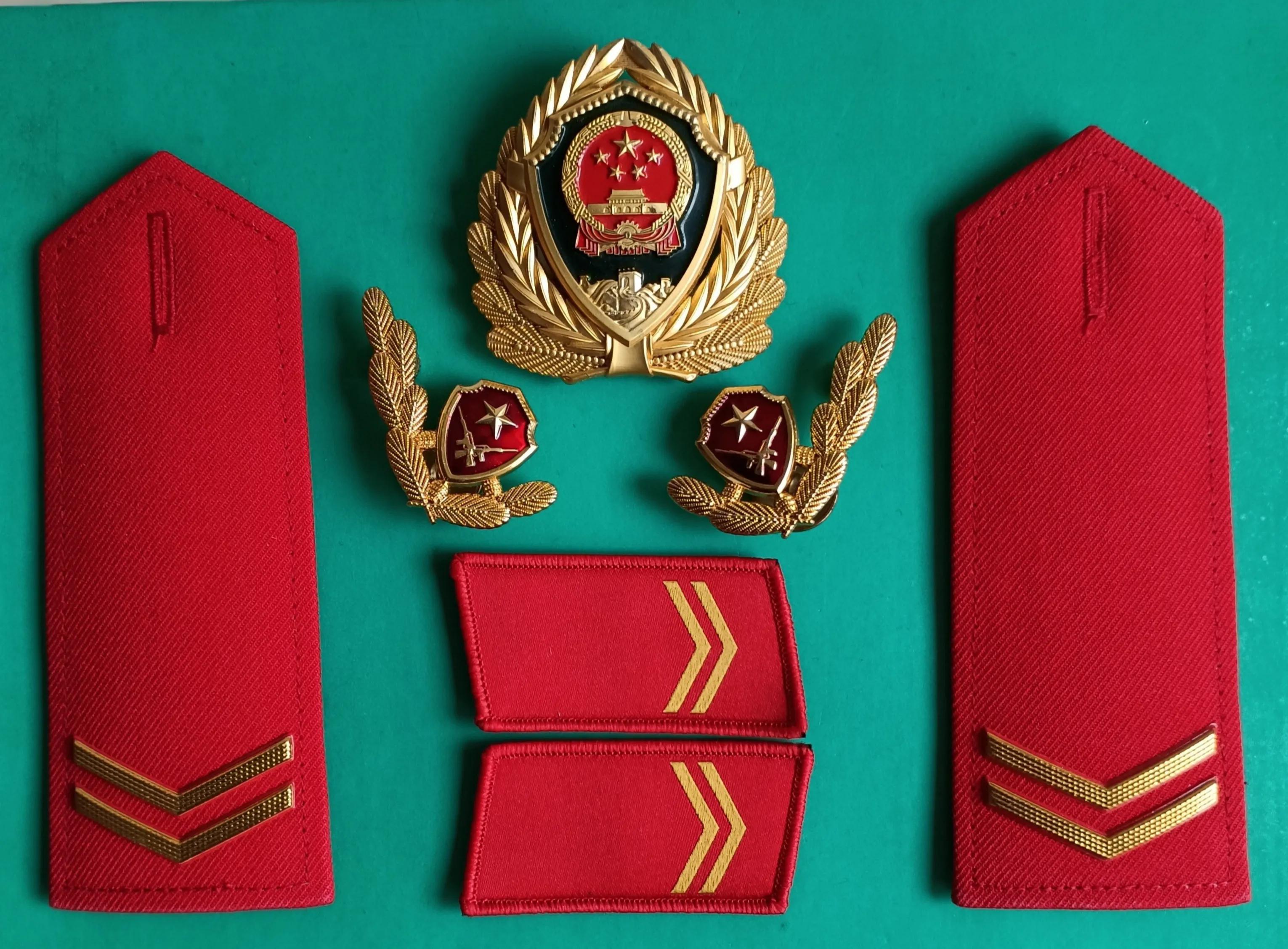 毛启国：*警武**07式警衔肩章图鉴