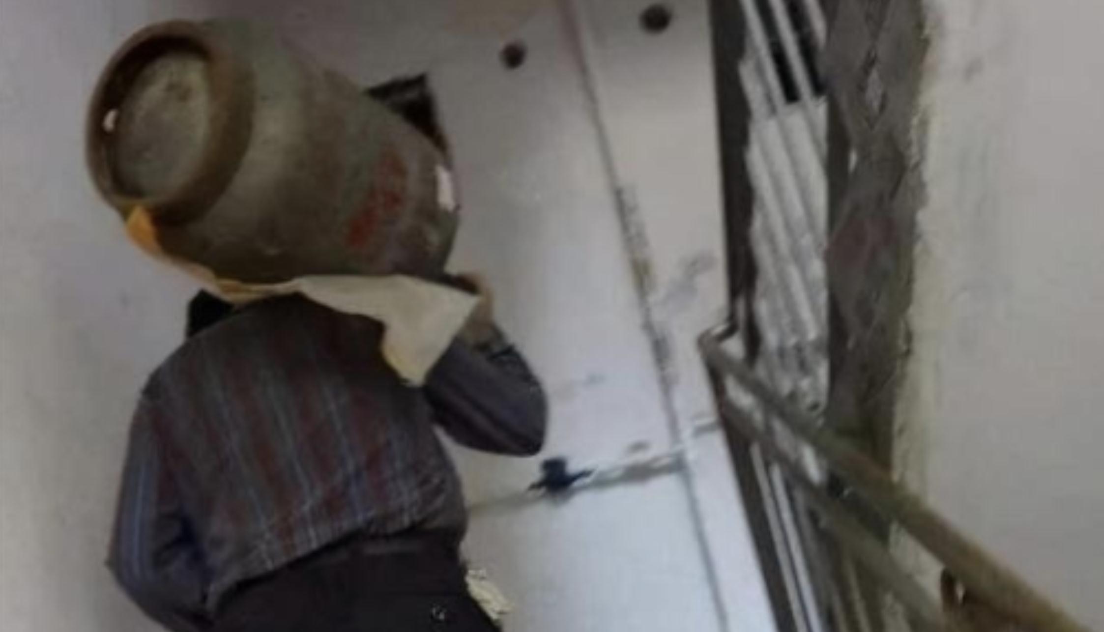 湖北夫妇遗弃残疾女婴后续,湖北弃婴博士亲生父母家庭状况