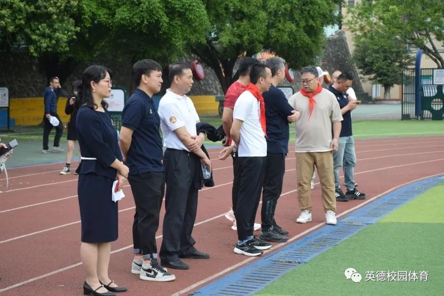 英德爱心企业捐赠,爱心企业加入志愿者队伍助力创城