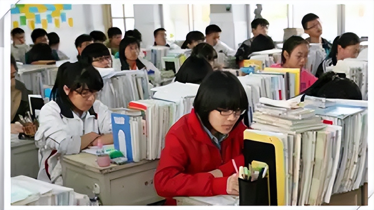 灏忎紮杞荤敓19宀佸皯濂崇尞鍒濆惢,19宀佸皬浼欒交鐢熷皯濂崇尞鍒濆惢