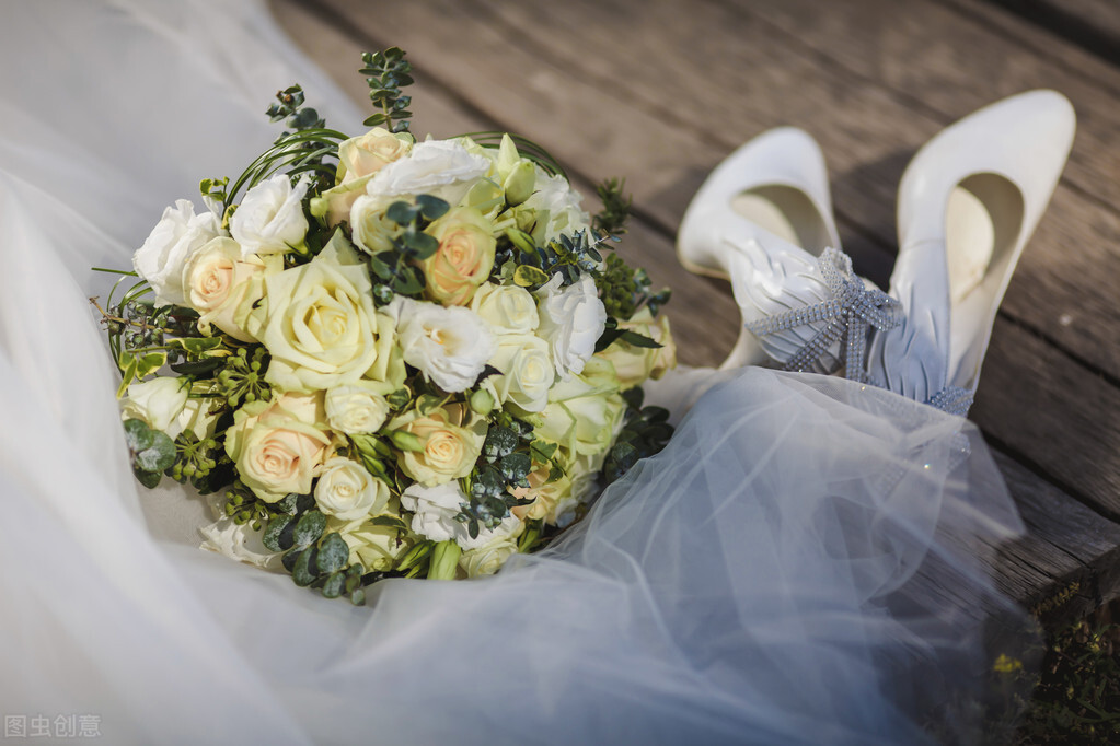 我的婚期，出嫁的人却是妹妹，只因5万块救命钱……