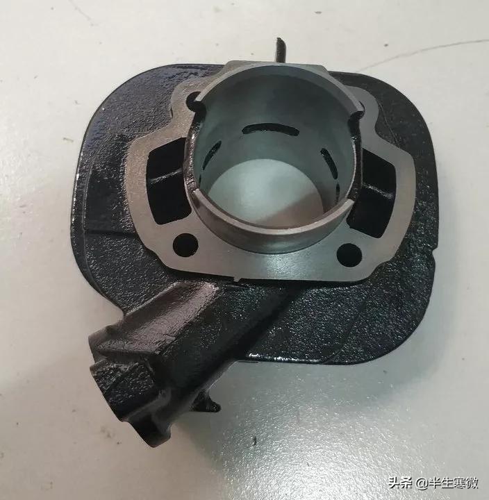 国内踏板摩托车的先驱者——轻骑木兰50