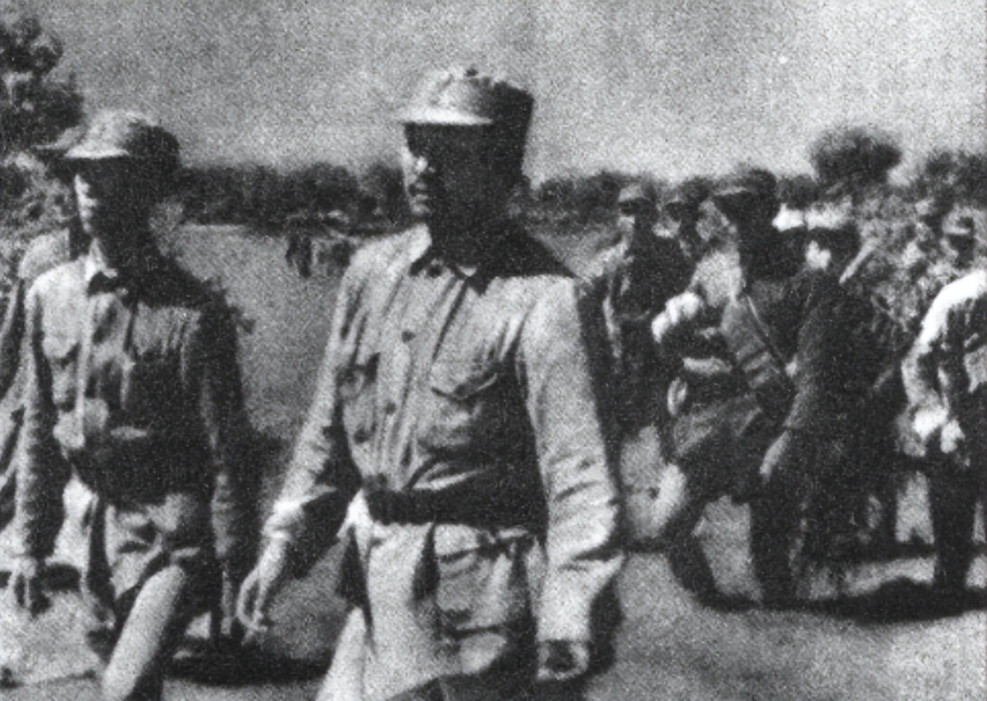 55年毛主席审阅元帅名单时，看到贺龙名字调侃道：他可是个好配角