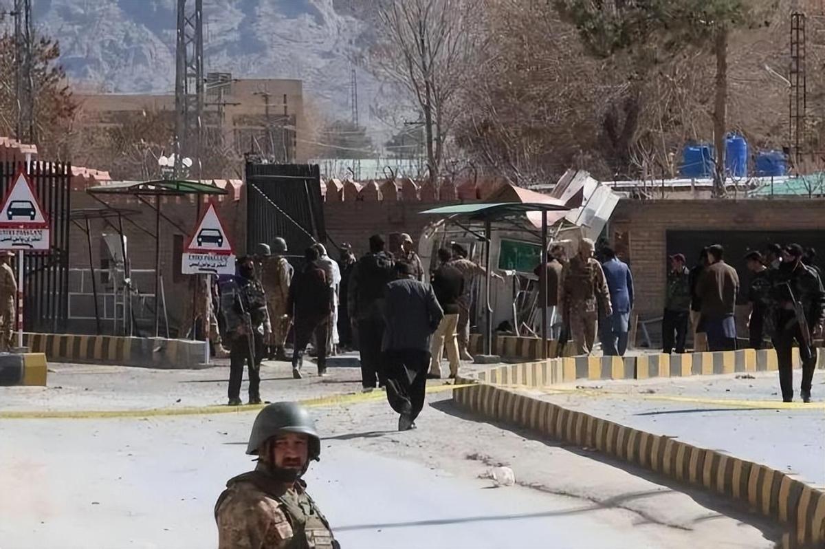 伊朗中东军事最新局势,中东局势最新消息美国伊朗